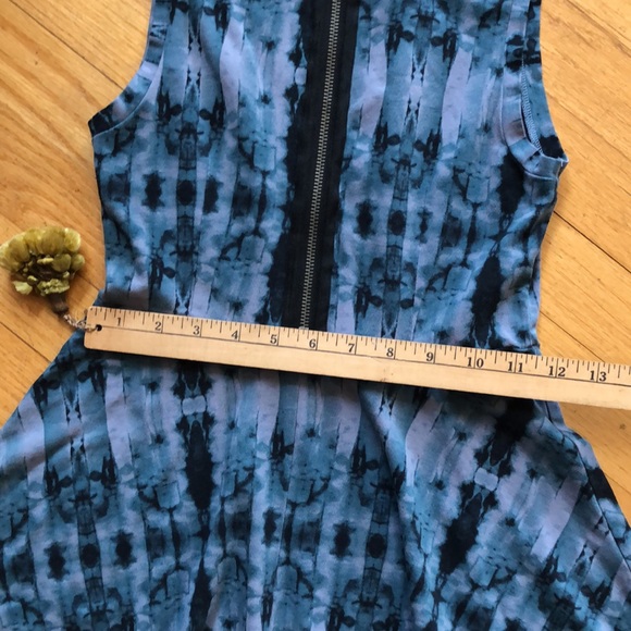 Vans Sleeveless Dress / Coverup Woman’s Small - Picture 6 of 9